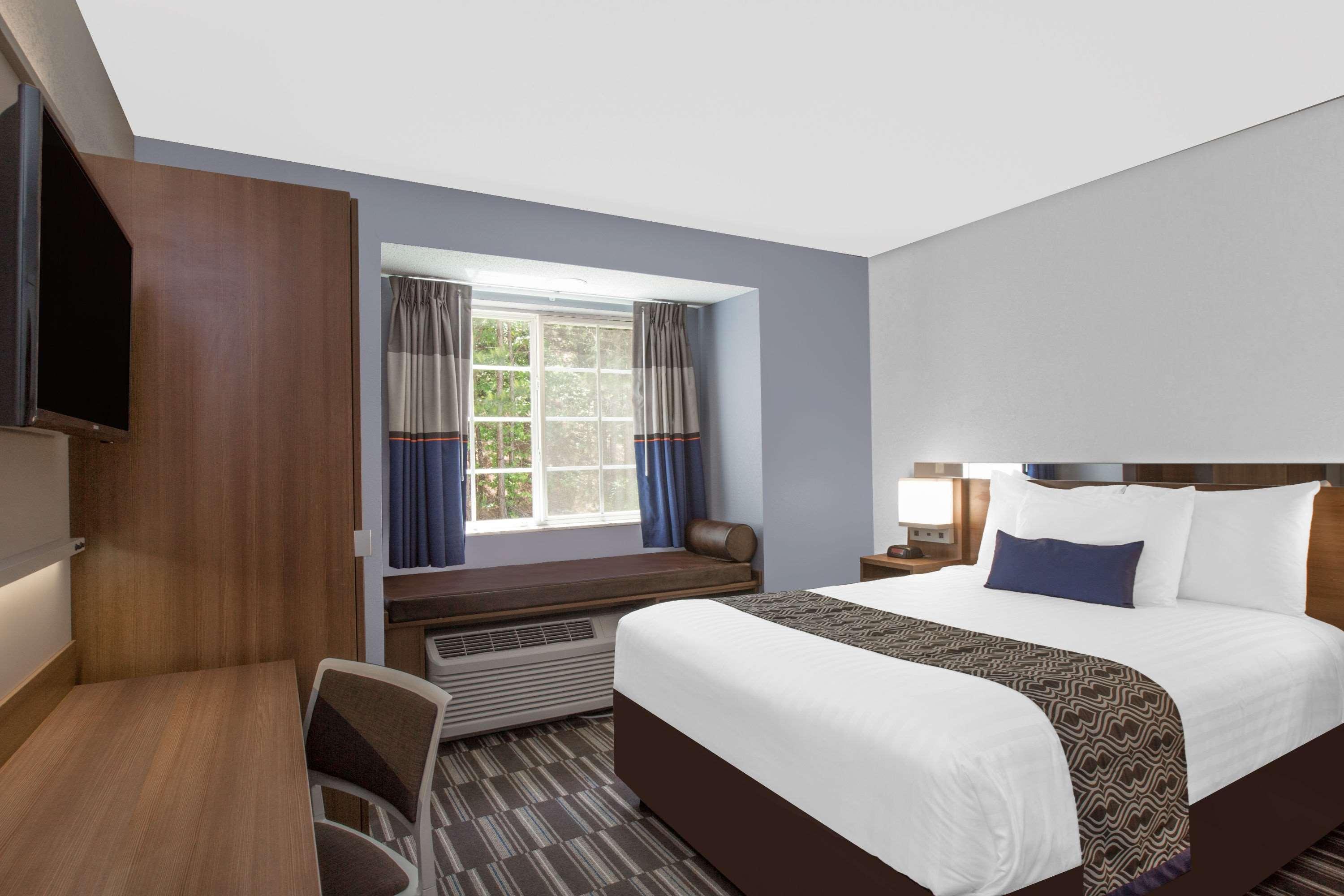 Microtel Inn & Suites By Wyndham Gardendale Екстер'єр фото