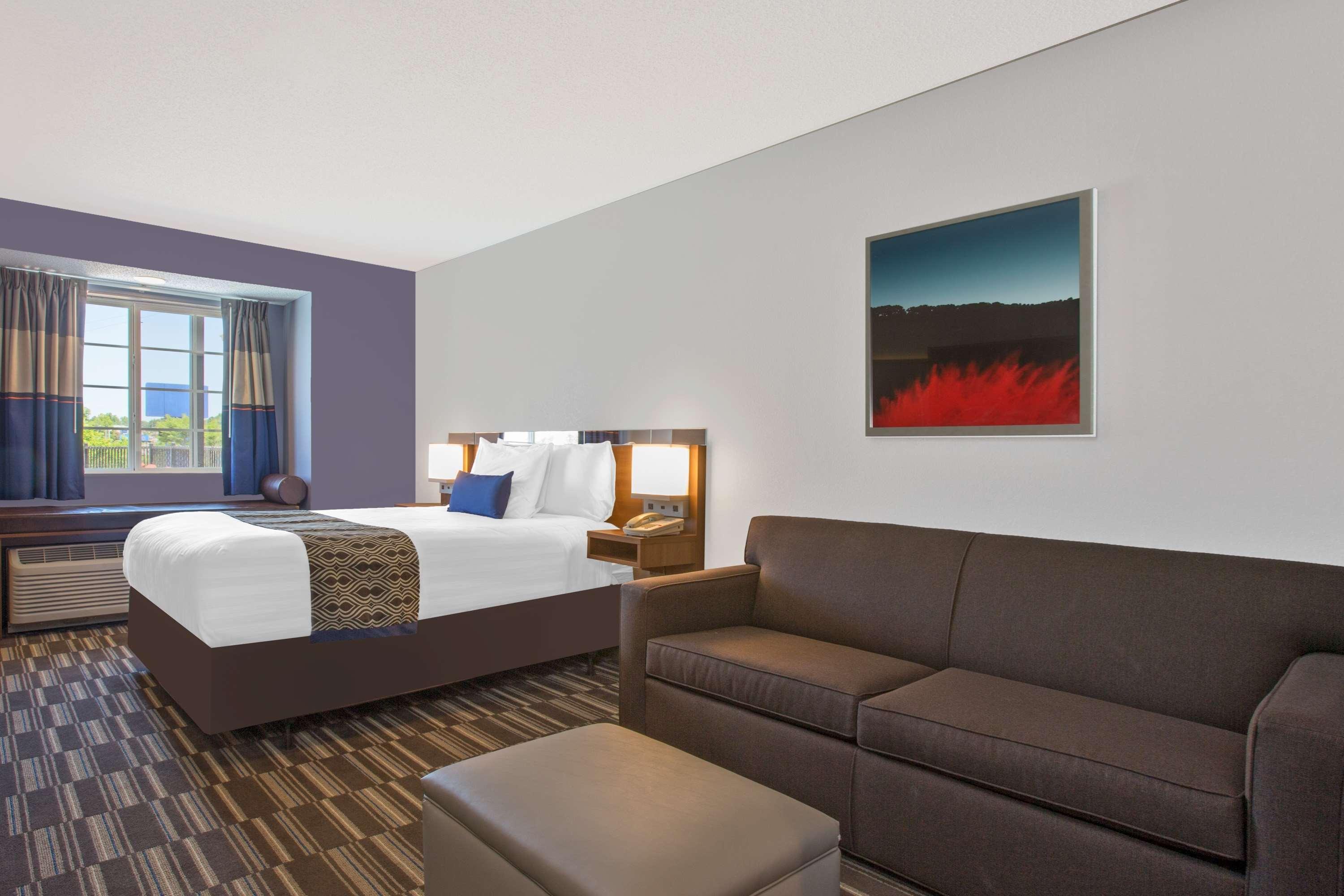 Microtel Inn & Suites By Wyndham Gardendale Екстер'єр фото