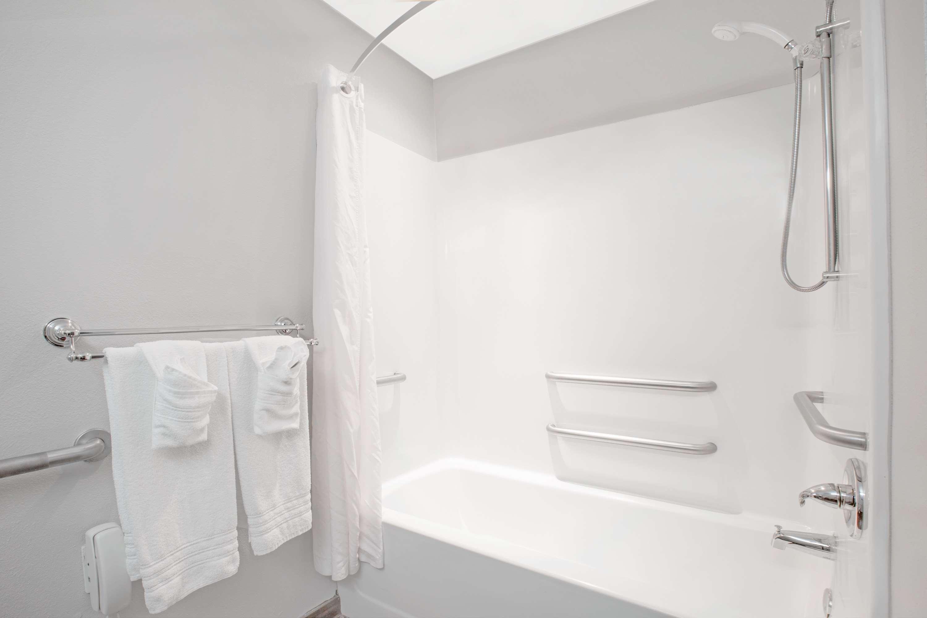 Microtel Inn & Suites By Wyndham Gardendale Екстер'єр фото