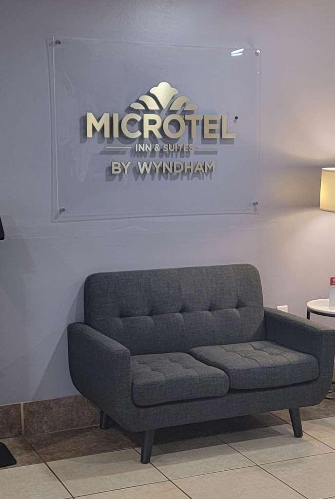 Microtel Inn & Suites By Wyndham Gardendale Інтер'єр фото