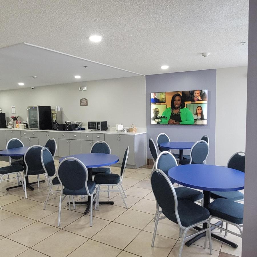 Microtel Inn & Suites By Wyndham Gardendale Екстер'єр фото
